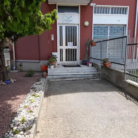 住宿加早餐酒店 Cristel Malpensa