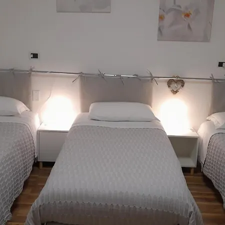 Bed & Breakfast Cristel Malpensa 3*